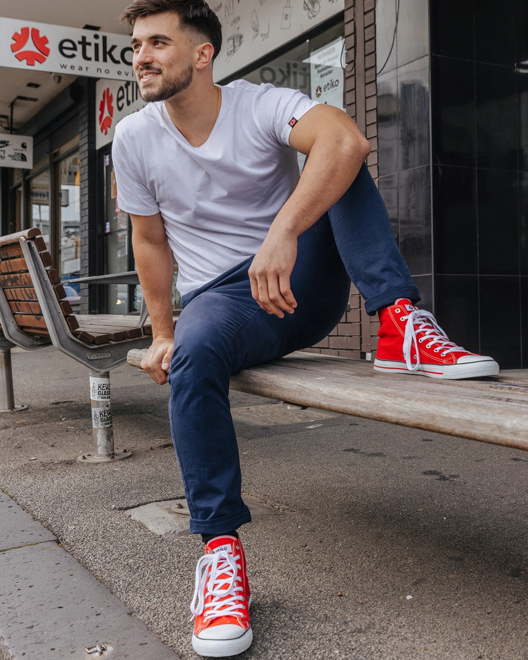 Yg top red converse